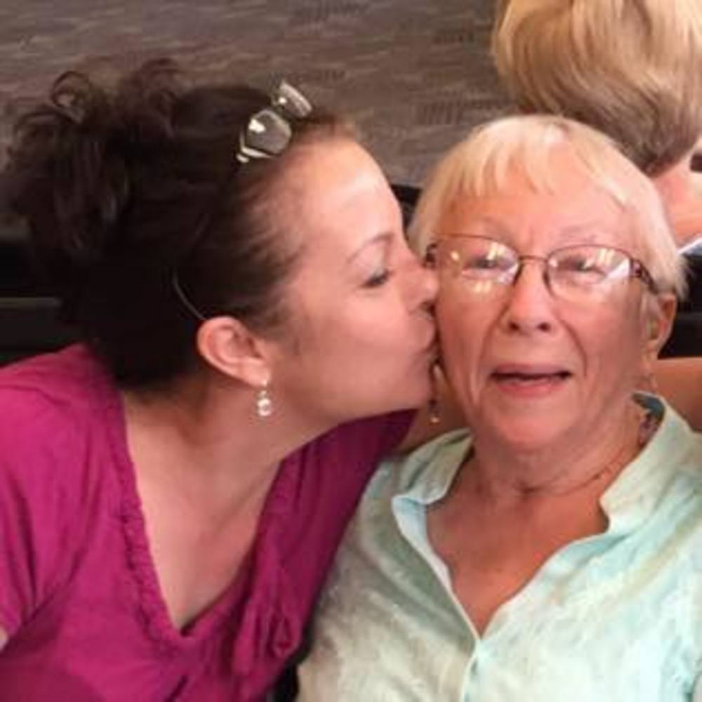 Meet your Posher, Shelly